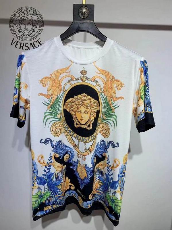 Versace Men's T-shirts 228